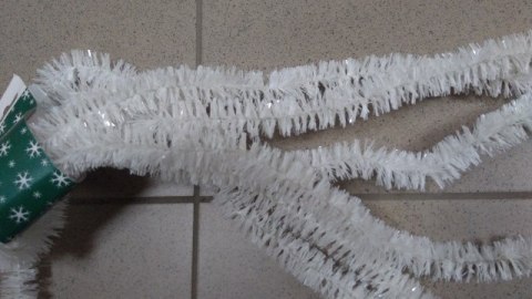 Łańcuch choinkowy 10szt BIAŁY fi-25 6m Łańcuch choinkowy 10szt BIAŁY fi-25 6m